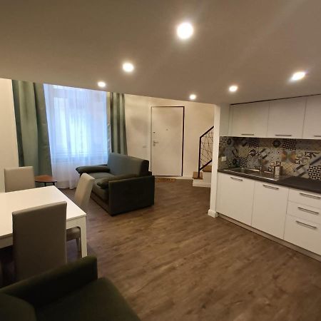 Duna River Shining Apartments บูดาเปสต์ ภายนอก รูปภาพ
